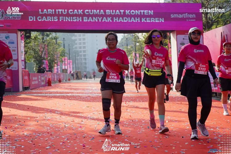 Race photo from Smartfren Run 2025 