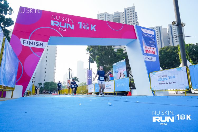 Race photo from Nu Skin Run 10K