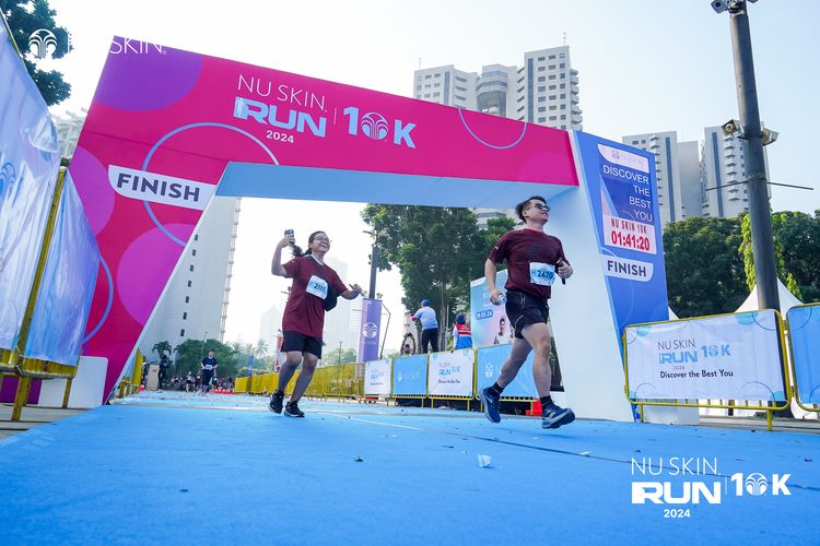 Race photo from Nu Skin Run 10K
