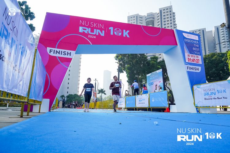 Race photo from Nu Skin Run 10K