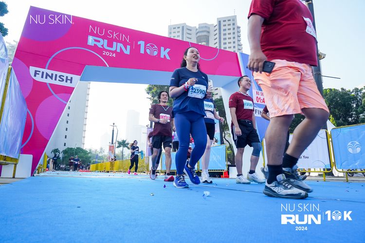 Race photo from Nu Skin Run 10K