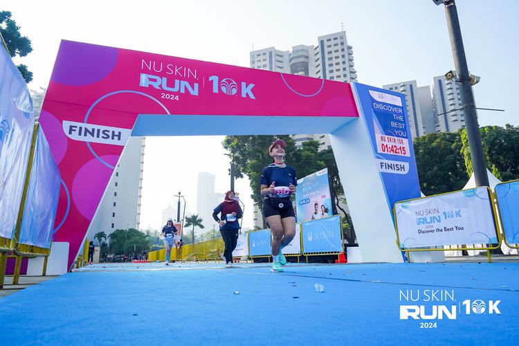 Race photo from Nu Skin Run 10K