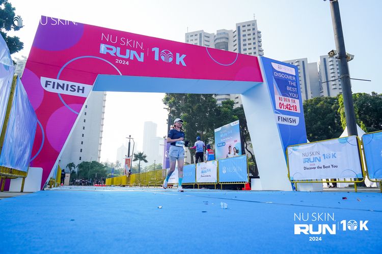 Race photo from Nu Skin Run 10K