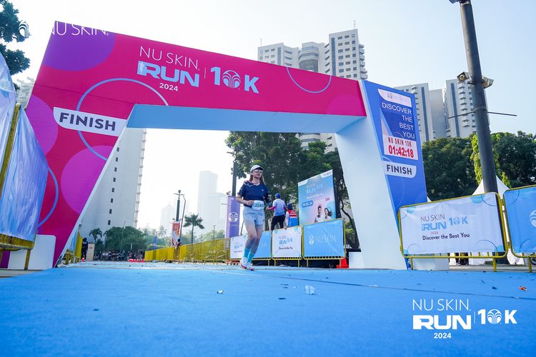 Race photo from Nu Skin Run 10K