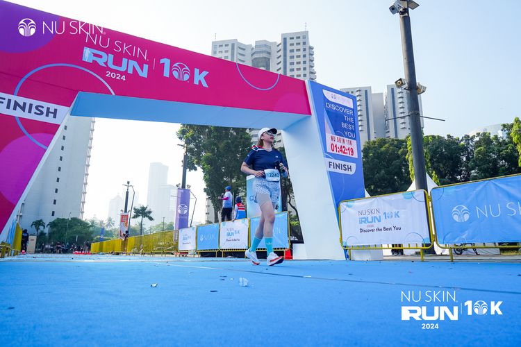 Race photo from Nu Skin Run 10K