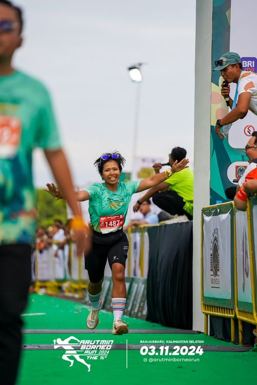 Race photo from Arutmin Borneo Run 2024