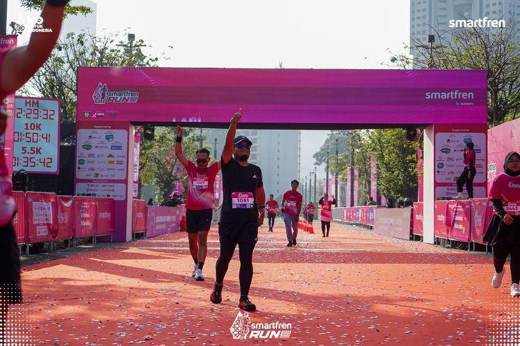 Race photo from Smartfren Run 2025 