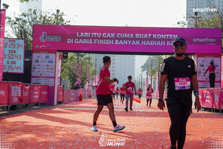 Race photo from Smartfren Run 2025 