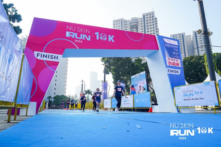 Race photo from Nu Skin Run 10K