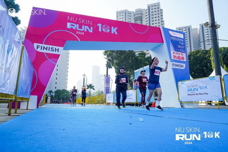 Race photo from Nu Skin Run 10K