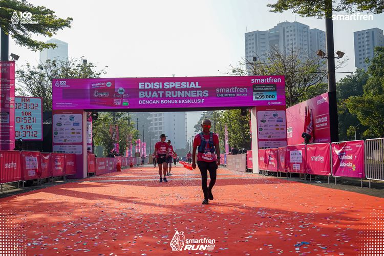 Race photo from Smartfren Run 2025 