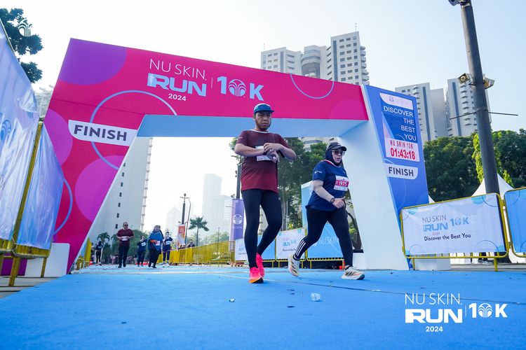 Race photo from Nu Skin Run 10K