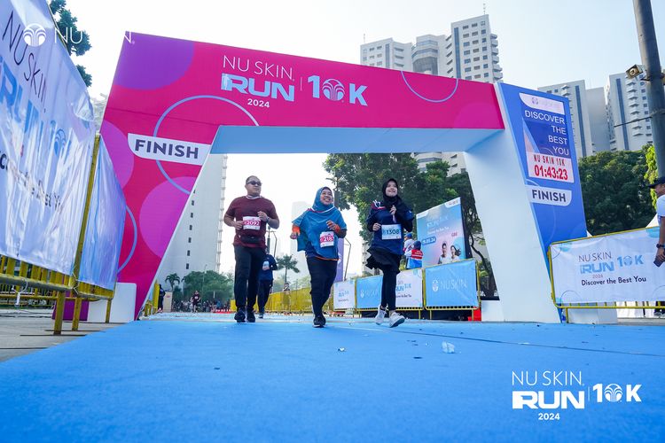 Race photo from Nu Skin Run 10K