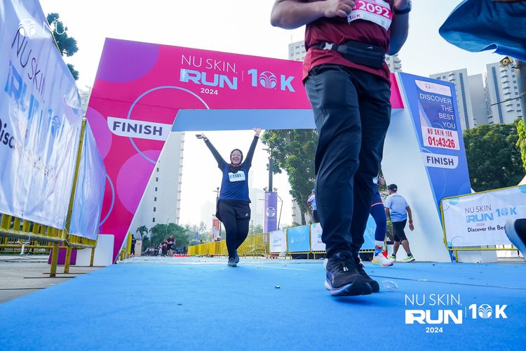 Race photo from Nu Skin Run 10K