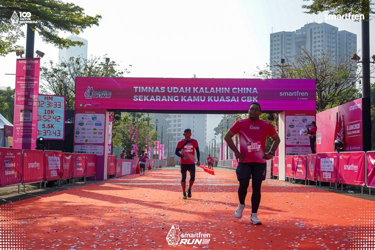 Race photo from Smartfren Run 2025 