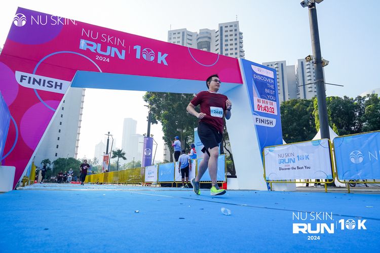 Race photo from Nu Skin Run 10K
