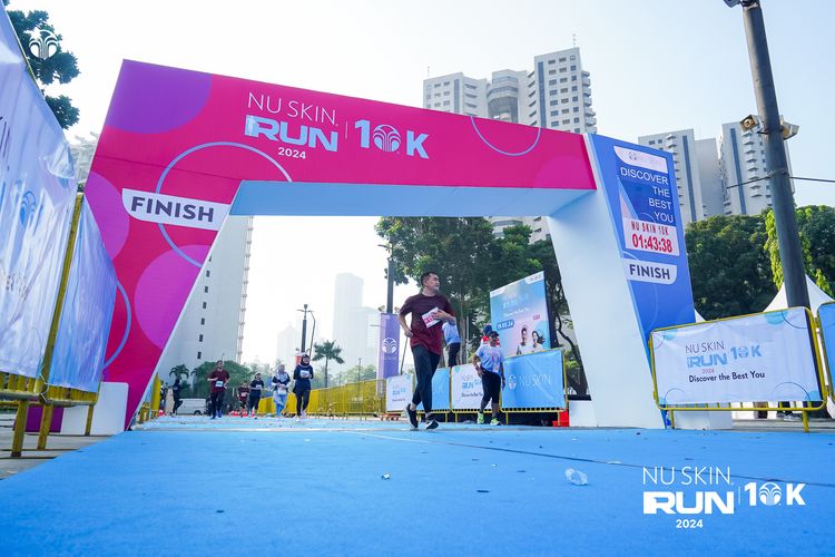 Race photo from Nu Skin Run 10K
