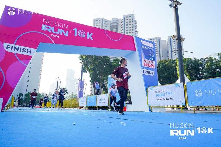 Race photo from Nu Skin Run 10K