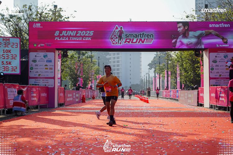 Race photo from Smartfren Run 2025 