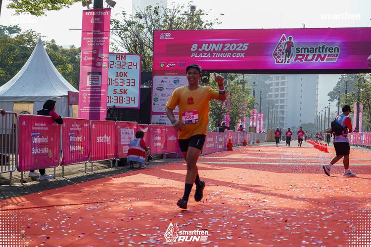 Race photo from Smartfren Run 2025 