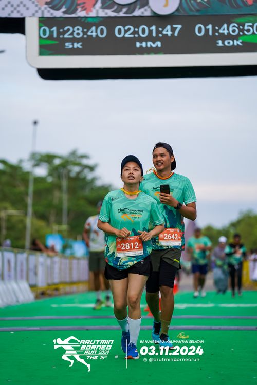 Race photo from Arutmin Borneo Run 2024