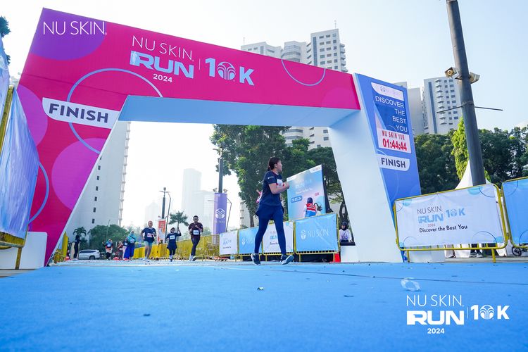 Race photo from Nu Skin Run 10K