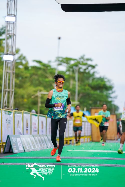 Race photo from Arutmin Borneo Run 2024