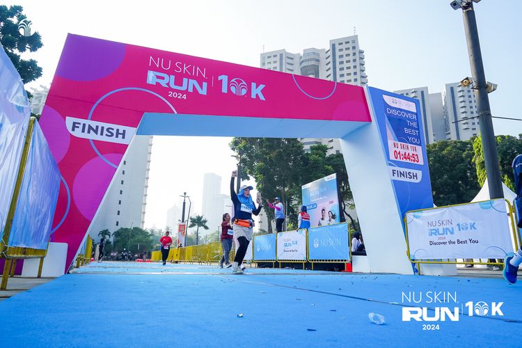 Race photo from Nu Skin Run 10K