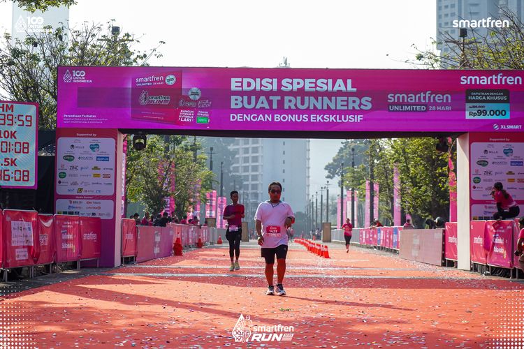 Race photo from Smartfren Run 2025 