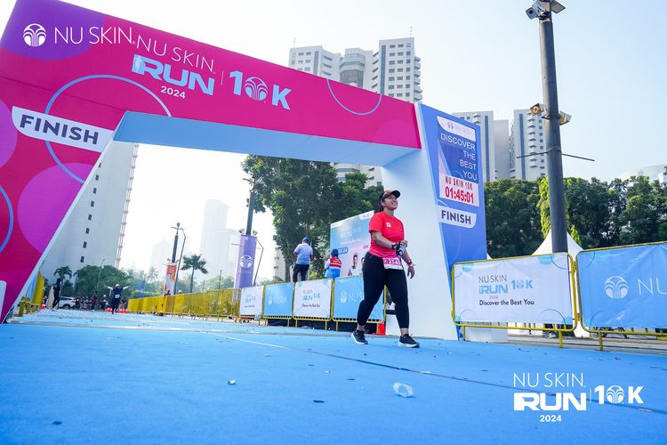 Race photo from Nu Skin Run 10K
