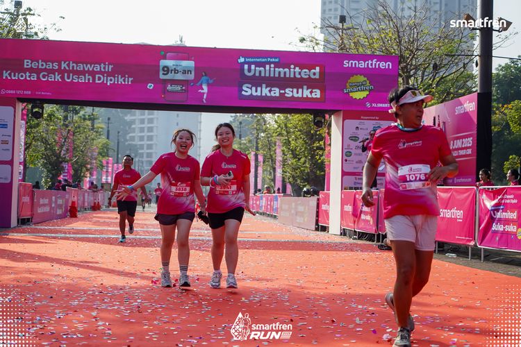 Race photo from Smartfren Run 2025 