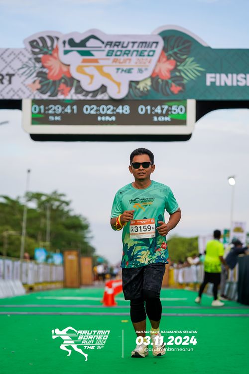 Race photo from Arutmin Borneo Run 2024