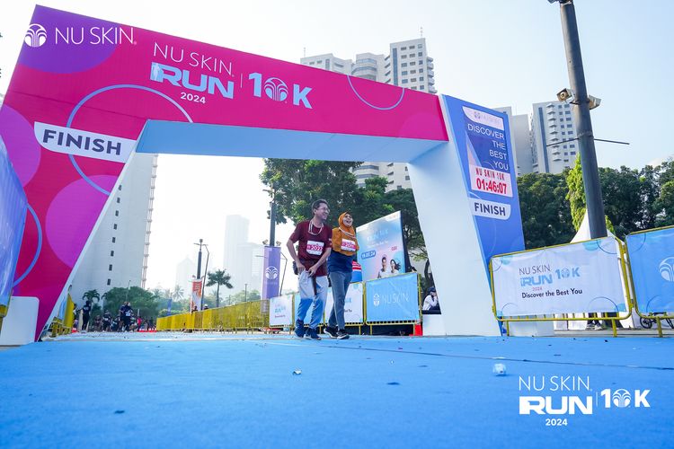 Race photo from Nu Skin Run 10K