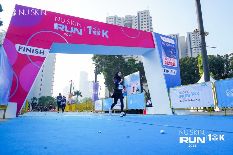 Race photo from Nu Skin Run 10K