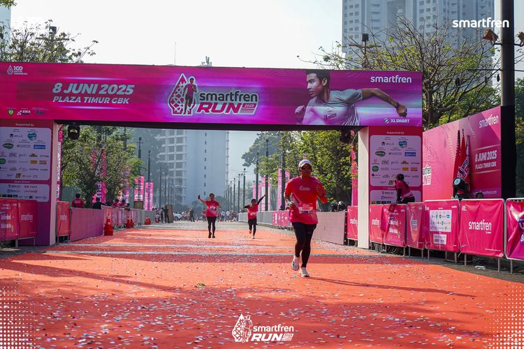 Race photo from Smartfren Run 2025 