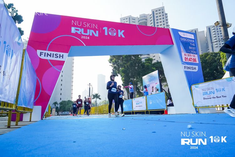 Race photo from Nu Skin Run 10K