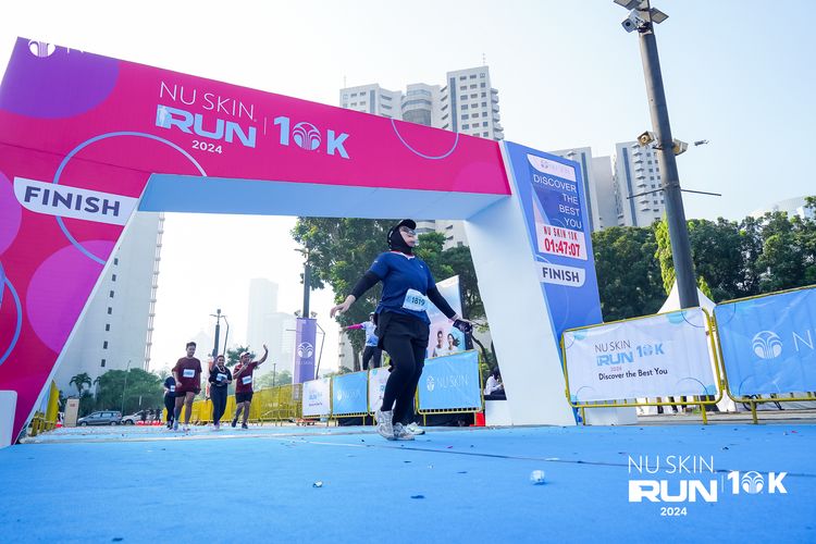 Race photo from Nu Skin Run 10K