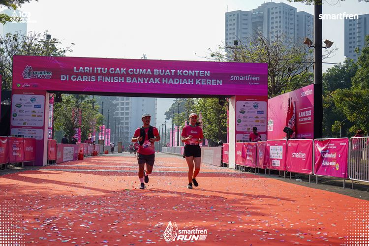 Race photo from Smartfren Run 2025 