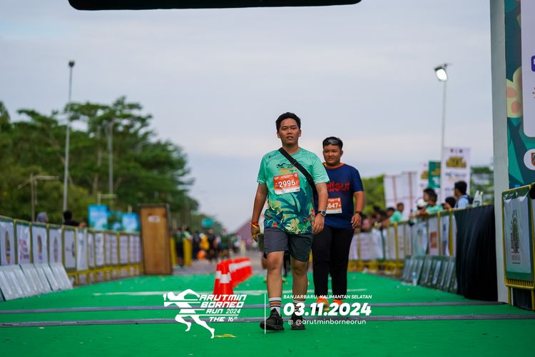 Race photo from Arutmin Borneo Run 2024