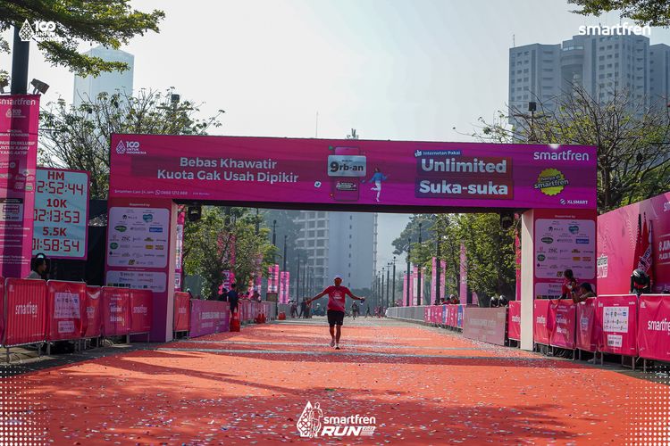 Race photo from Smartfren Run 2025 