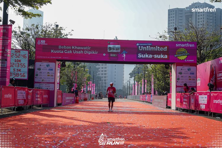 Race photo from Smartfren Run 2025 