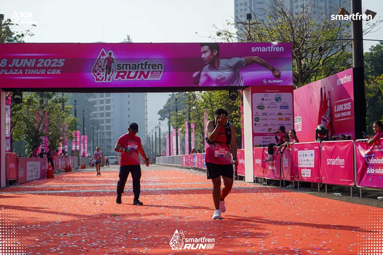Race photo from Smartfren Run 2025 