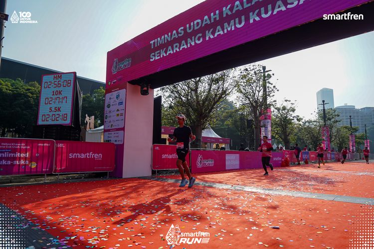 Race photo from Smartfren Run 2025 