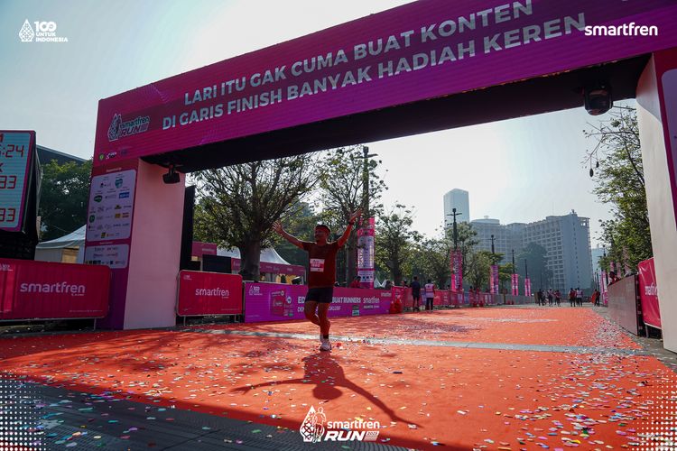 Race photo from Smartfren Run 2025 