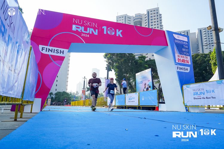 Race photo from Nu Skin Run 10K