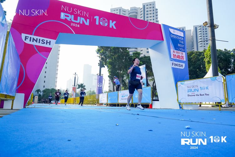 Race photo from Nu Skin Run 10K