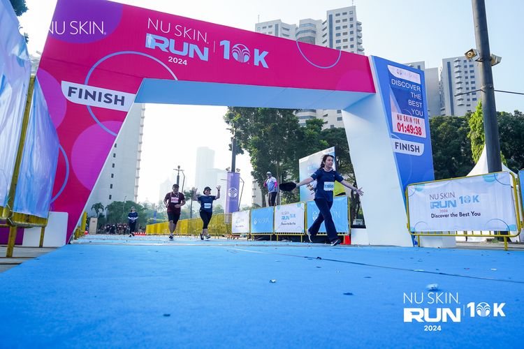 Race photo from Nu Skin Run 10K