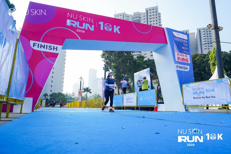 Race photo from Nu Skin Run 10K