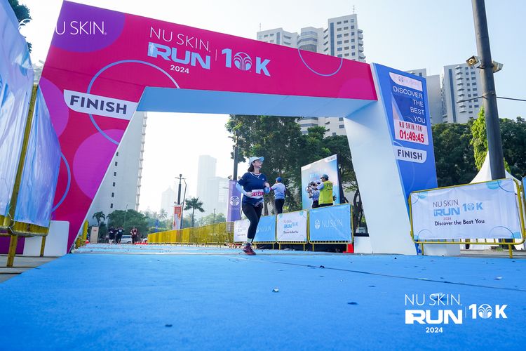 Race photo from Nu Skin Run 10K