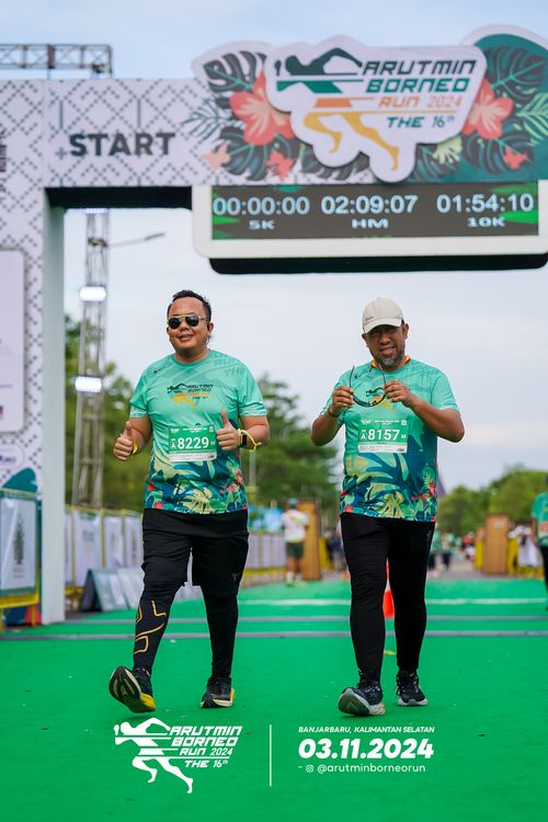 Race photo from Arutmin Borneo Run 2024